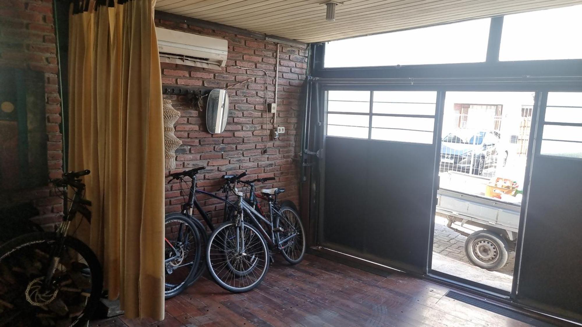 Loft Casa Dos Pisos Con Garage Pocitos Playa 4 Personas Villa มอนเตวิเดโอ ภายนอก รูปภาพ